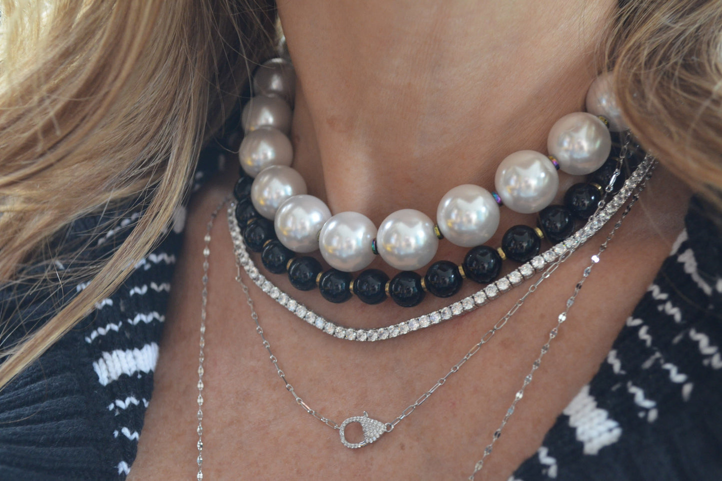 Black Shell Pearl Chocker