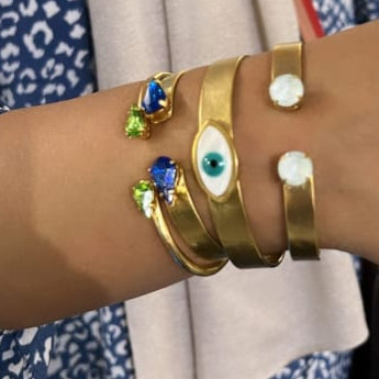 Pearly Eye Bangle