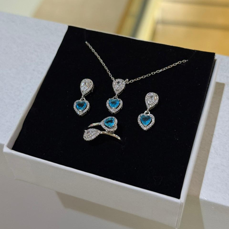 Zircon Teardrop with Heart Zircon Bracelet