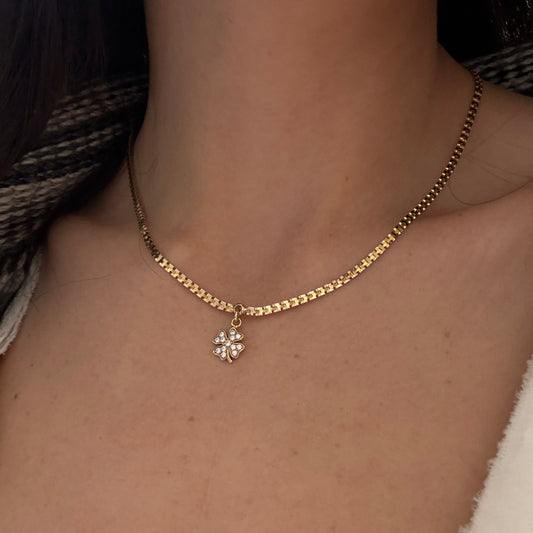 Trefle Necklace