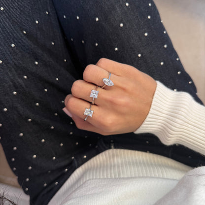 Simple Solitaire Ring