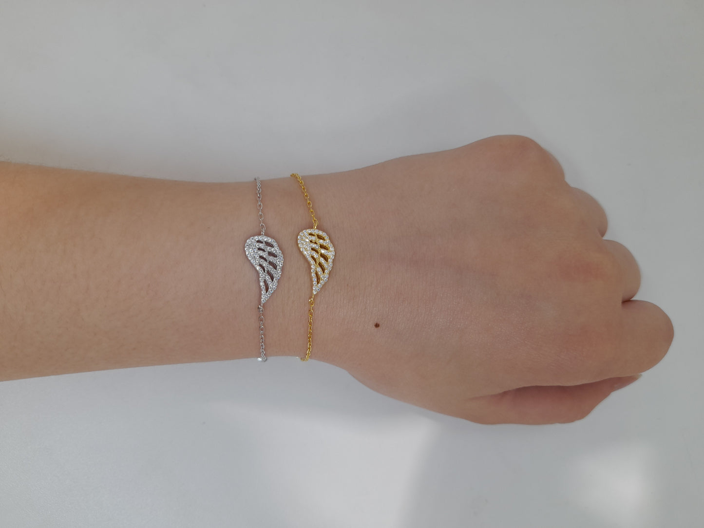 Wing bracelet