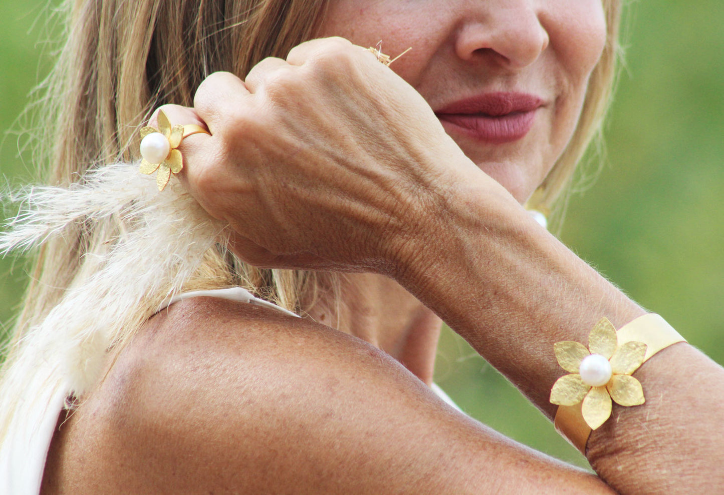 Vintage Flower Bangle