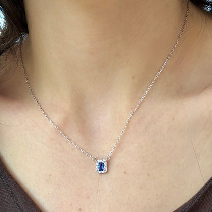 Simple Zircon Rectangle Necklace In Silver