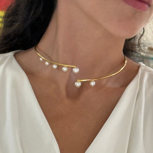 Dainty Pearl Chocker