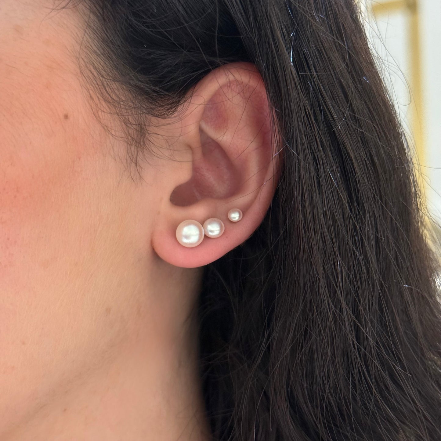 Classy Pearl Studs