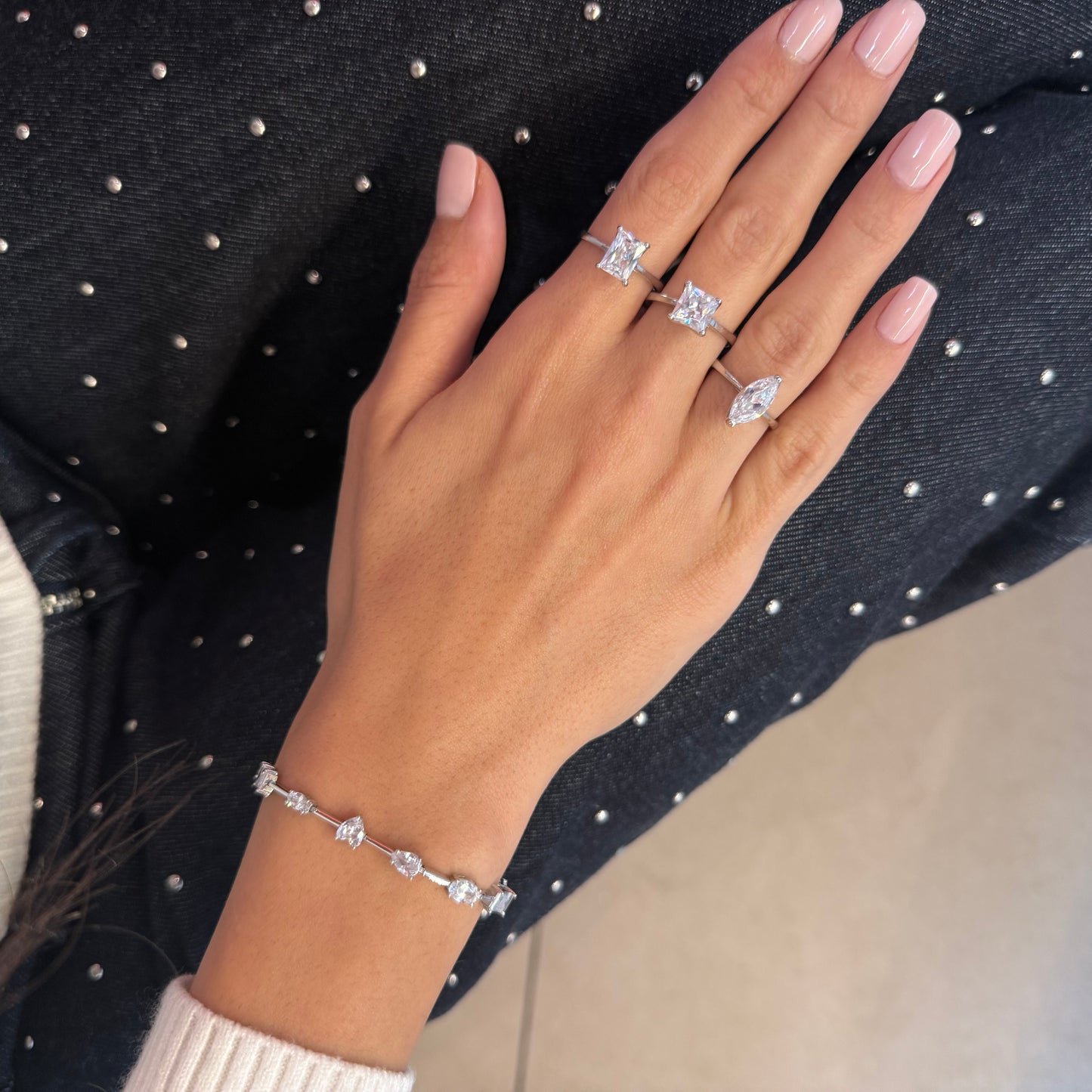 Simple Solitaire Ring