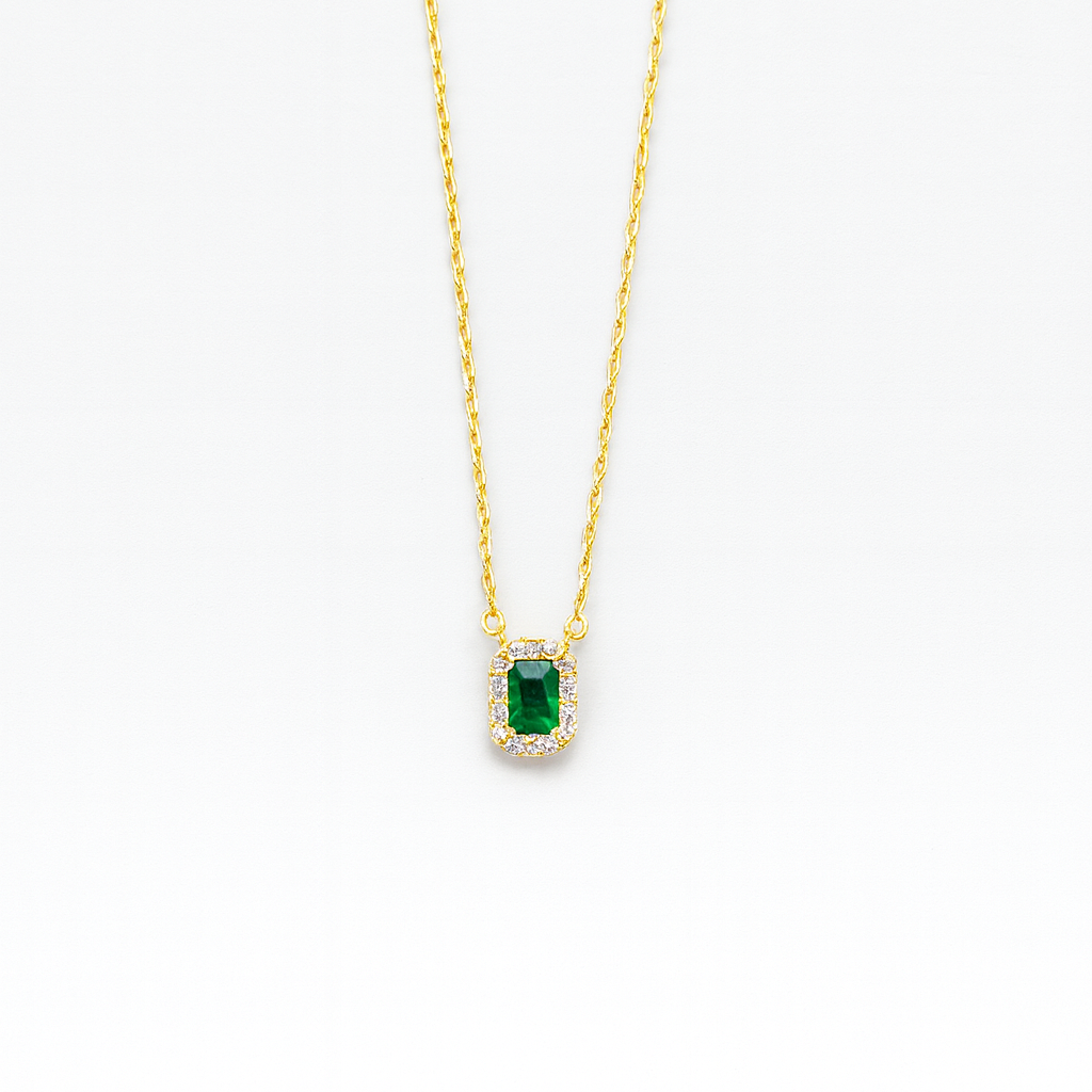 Simple Zircon Rectangle Necklace In Gold