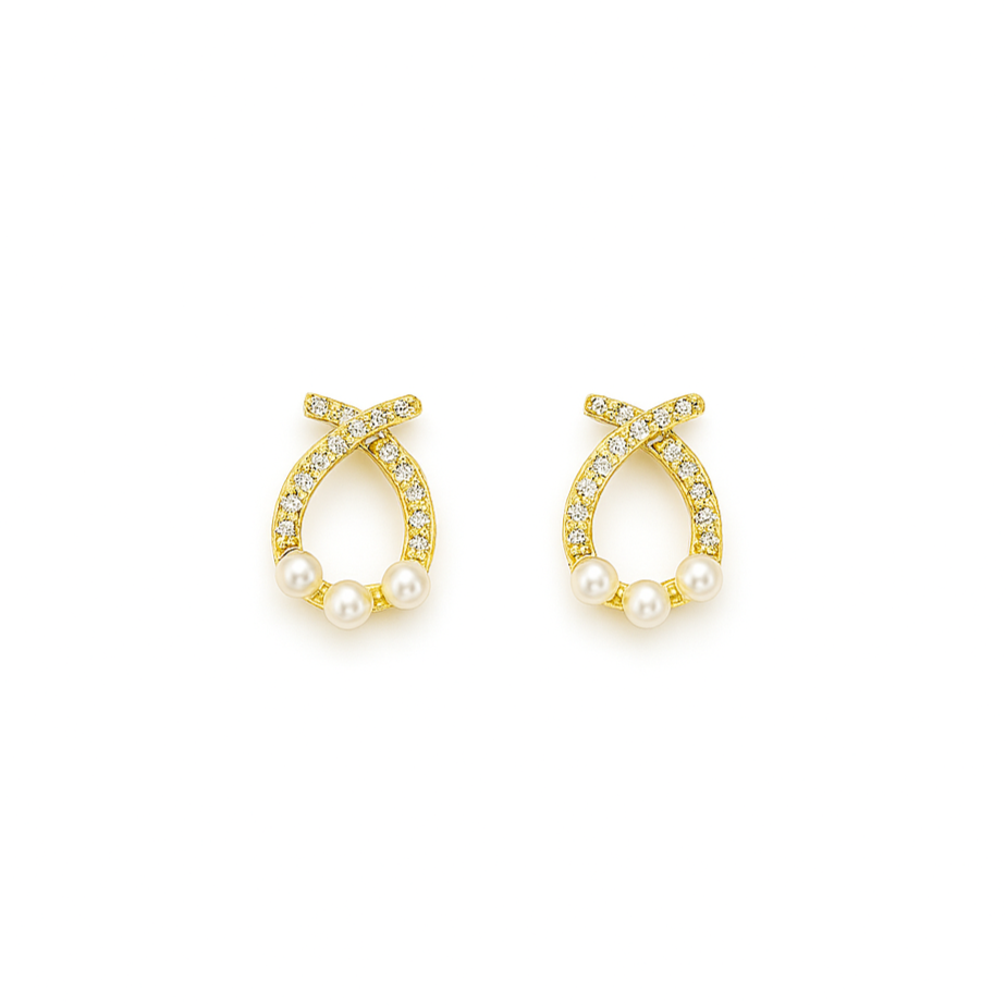 Pearla Studs