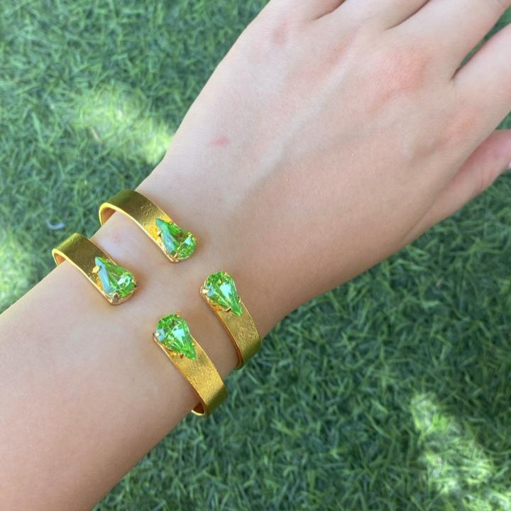 Peridot Big Teardrop Swarovski Bangle
