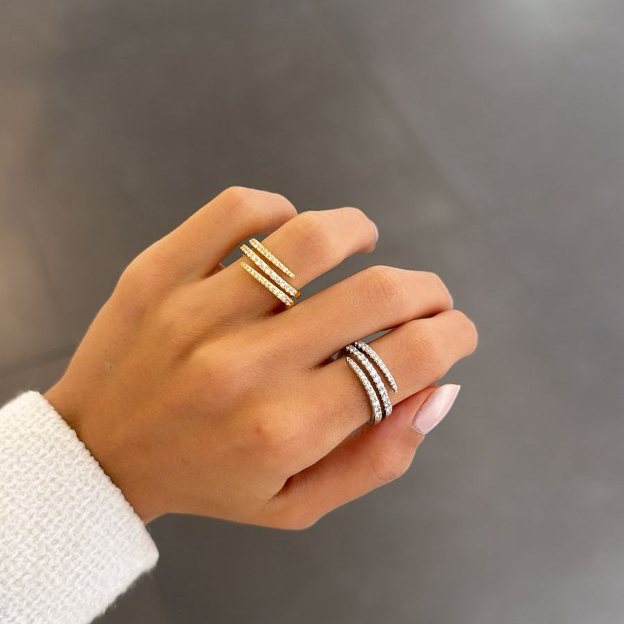Tri-Luxe Ring