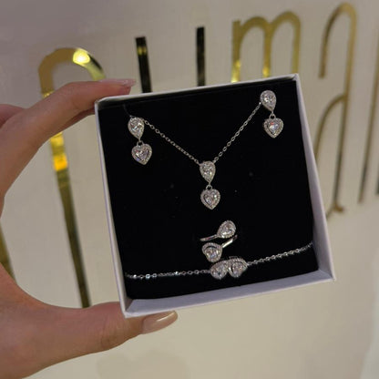 Zircon Teardrop with Heart Zircon Ring