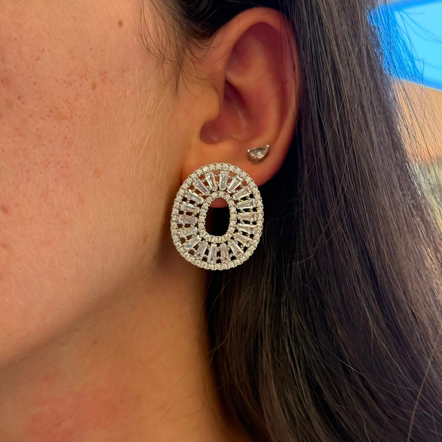 Rounded Zircon Earrings