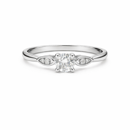 Minimalistic Solitaire Ring